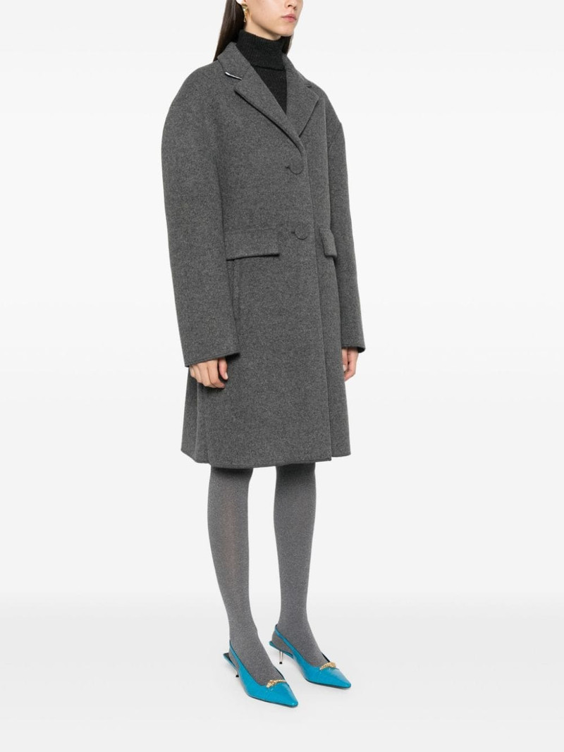 single-breasted coat 3