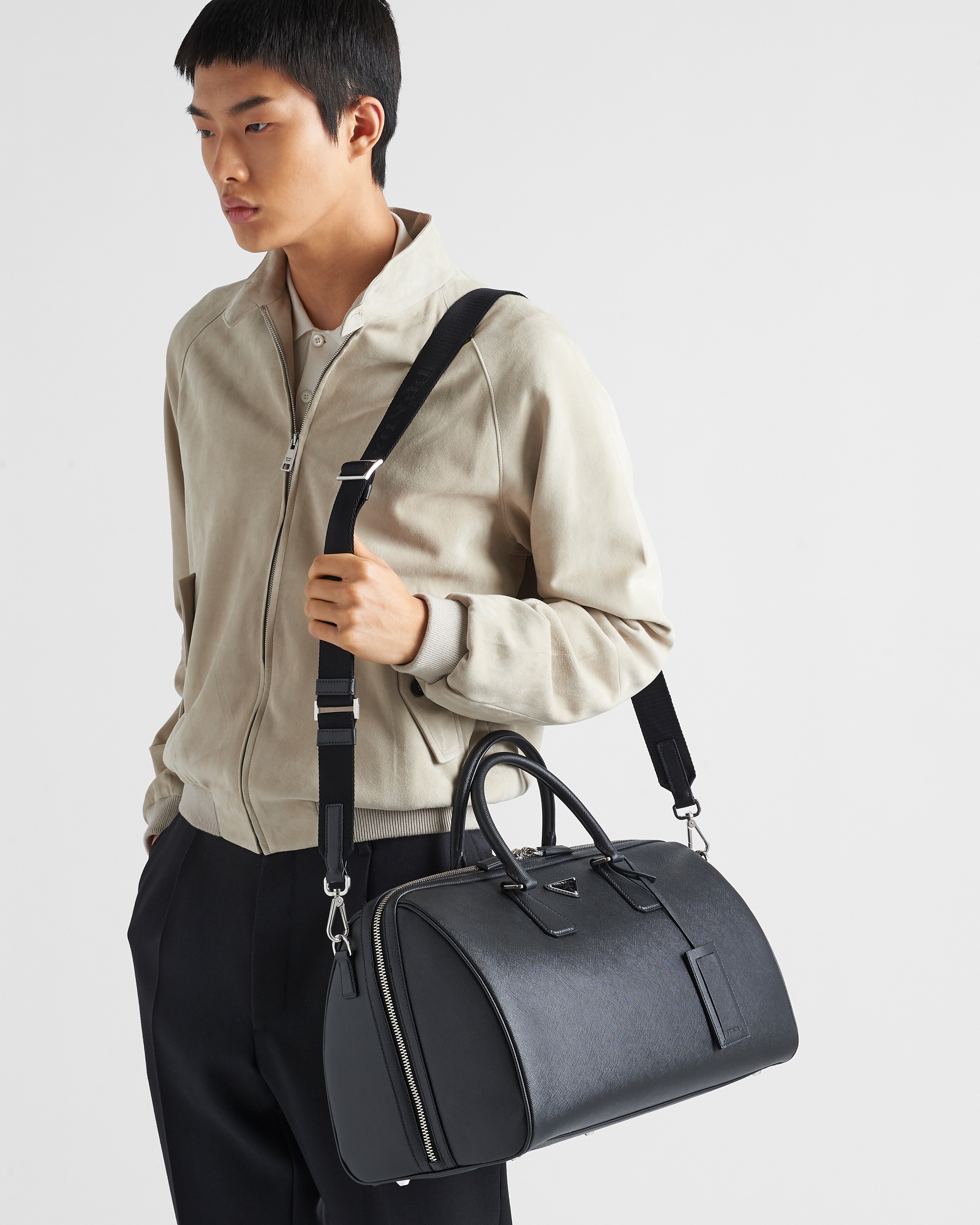 Saffiano leather travel bag - 8