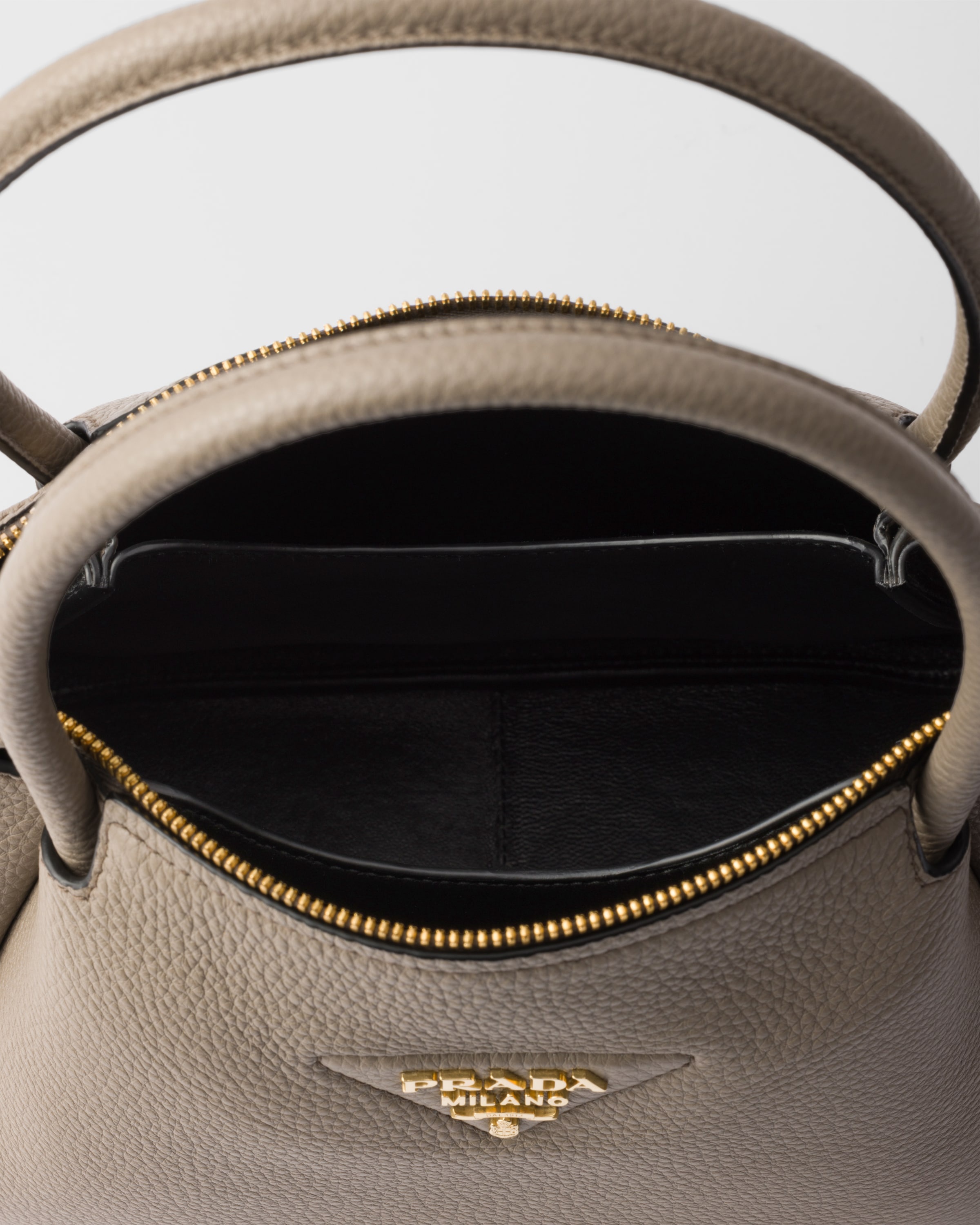Small leather bag - 4