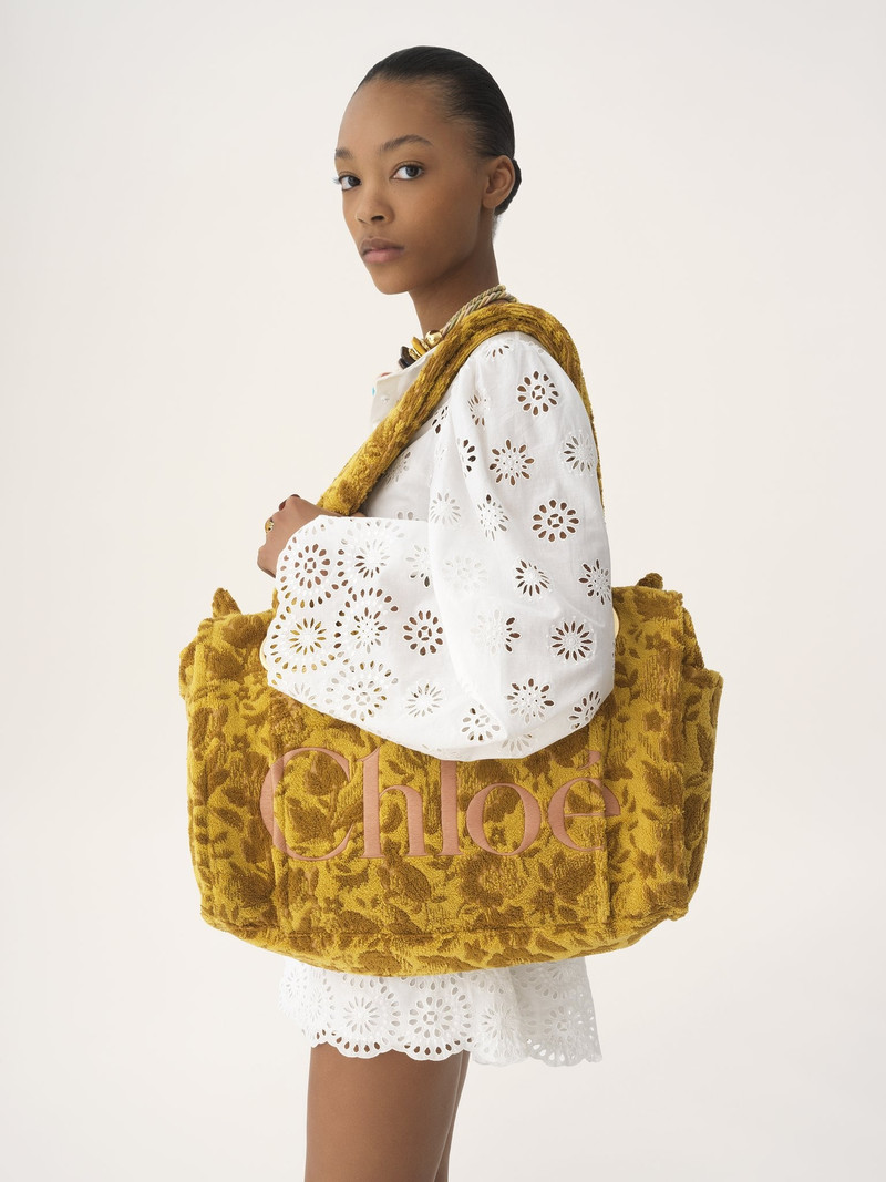 Chloé LARGE CHLOÉ PLAGE TOTE BAG IN JACQUARD TERRY outlook