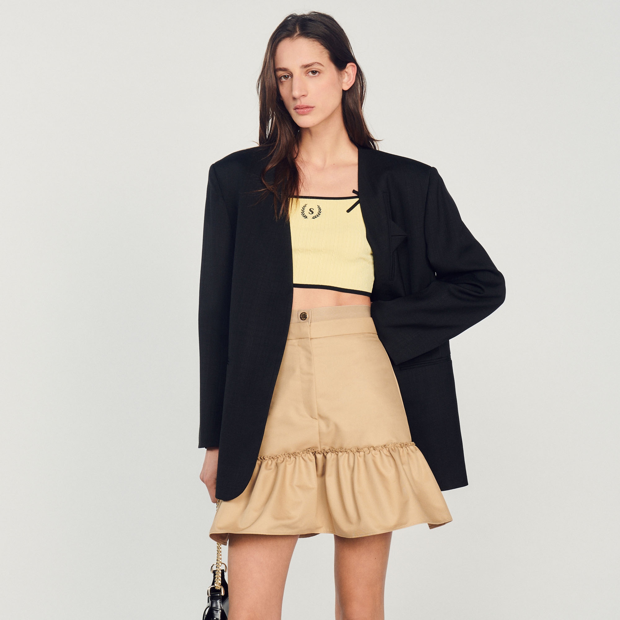 Short skirt with ruffles - 5