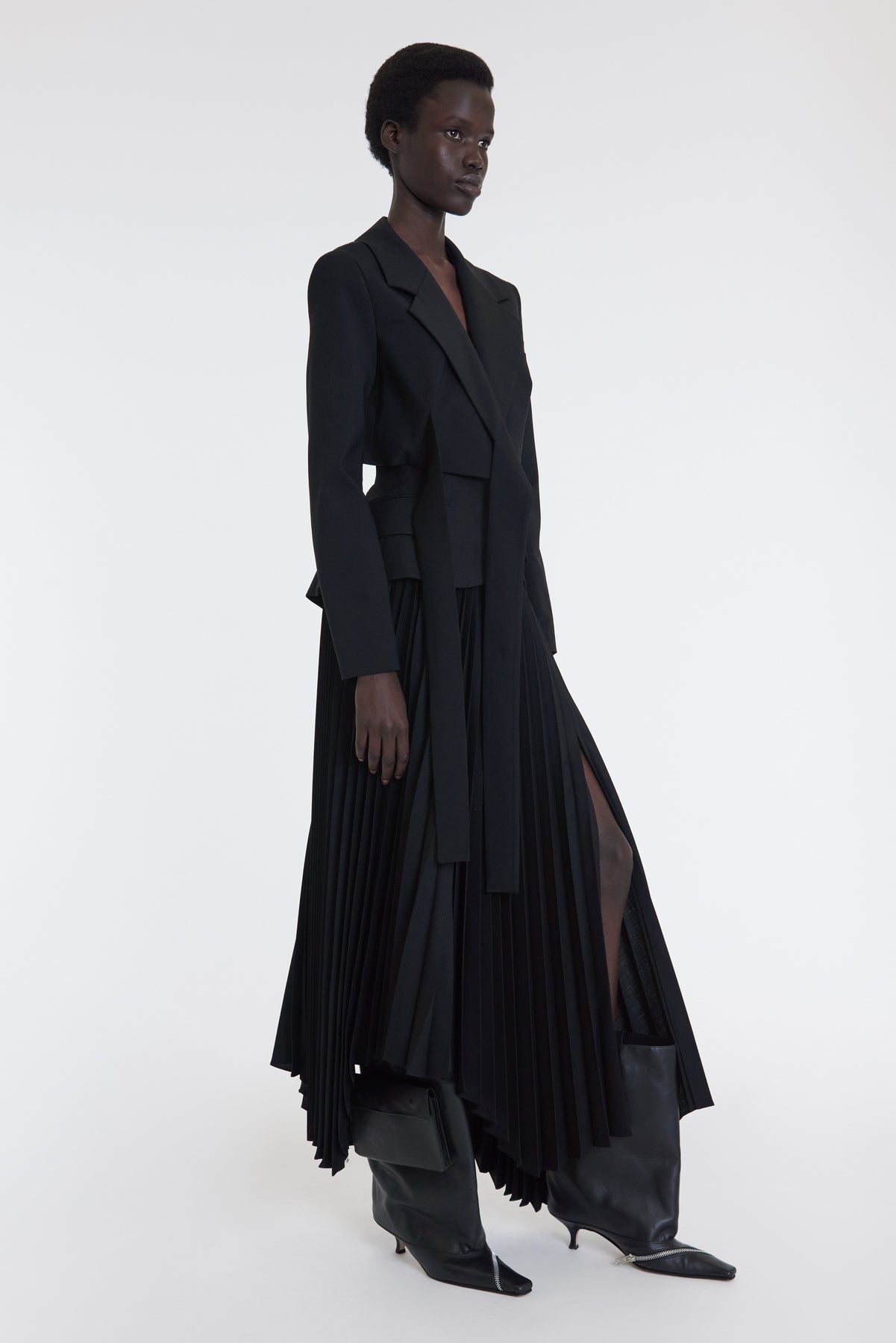 MAXI PLEATED ASYMMETRIC SKIRT WITH BASQUE DETAIL BLACK - 2