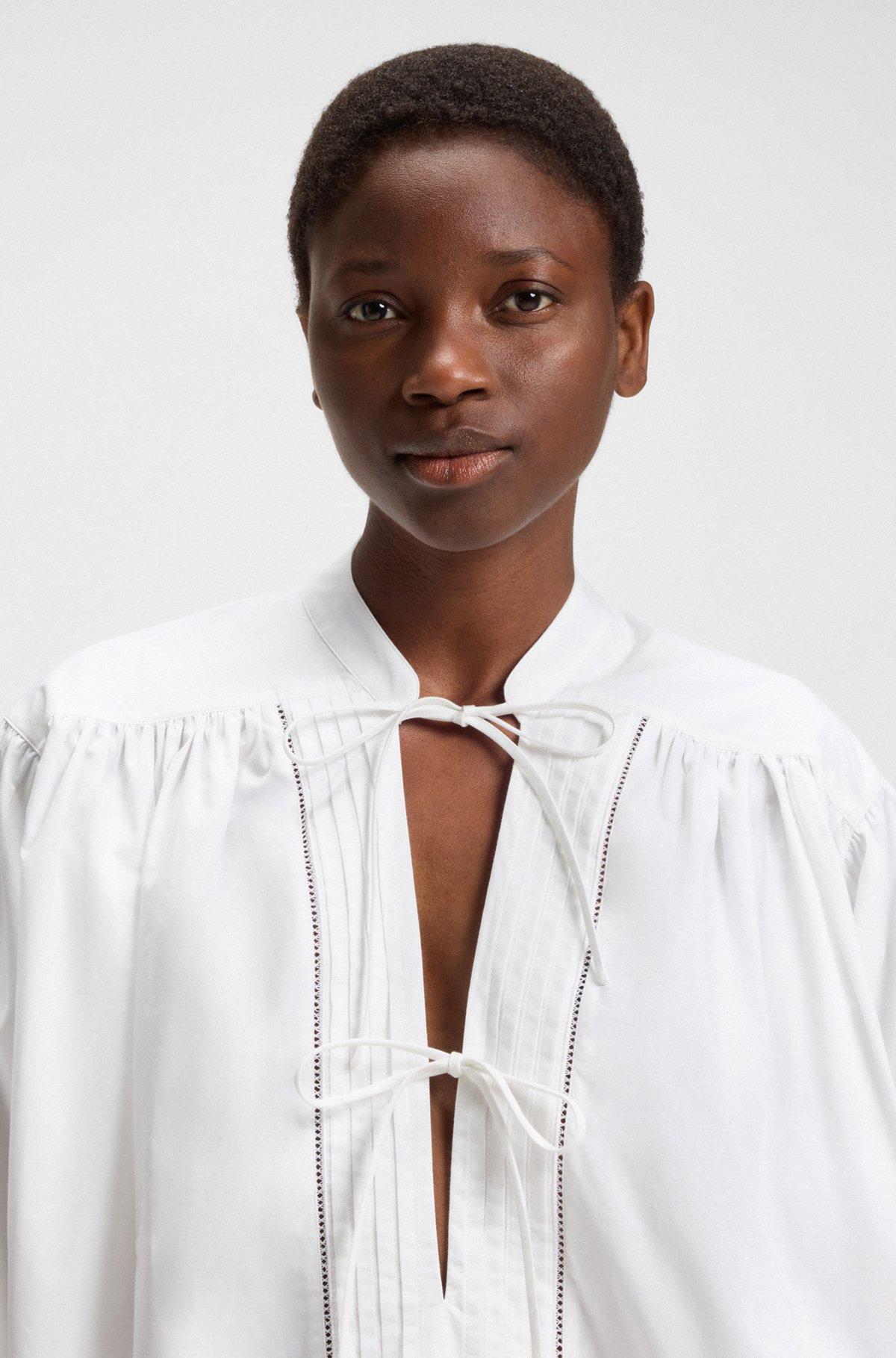 RELAXED-FIT BLOUSE IN COTTON POPLIN WITH TIE NECKLINE - 4