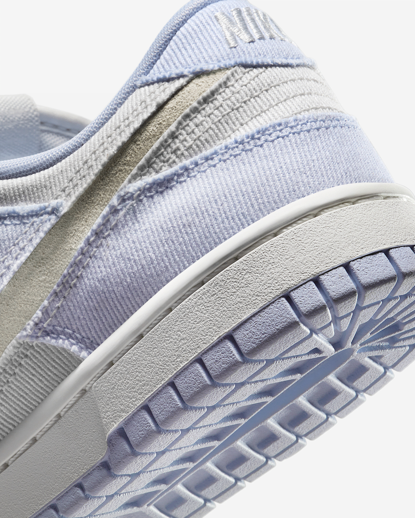 Nike Dunk Low Women's Shoes - 8