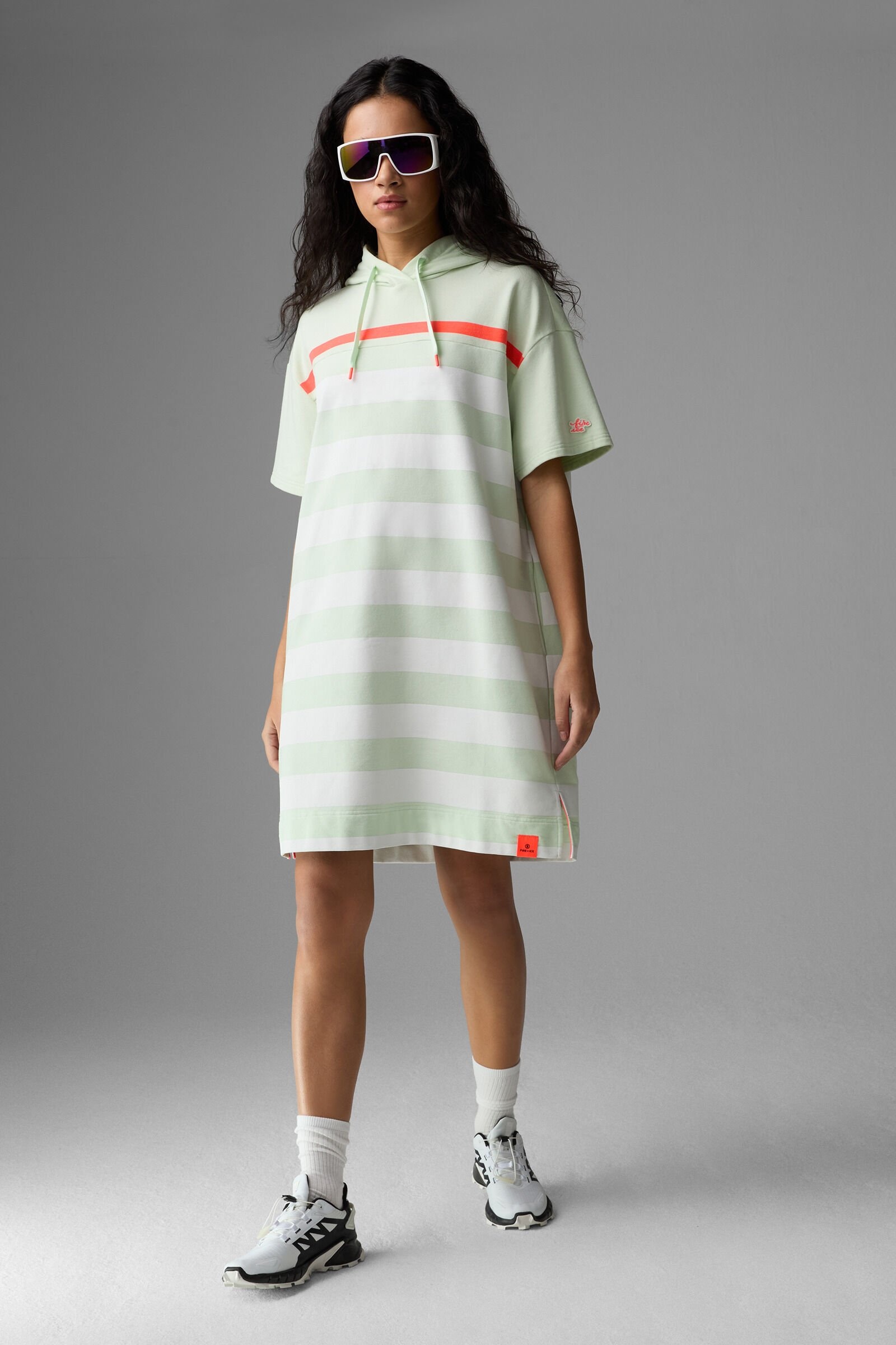 Yalda Sweatshirt dress in Light green/White - 2