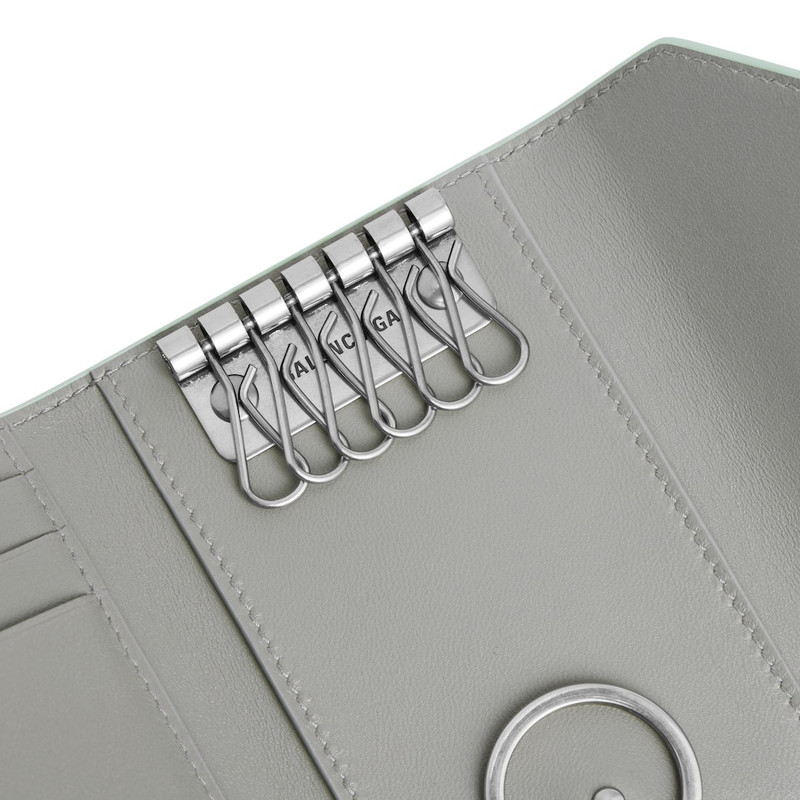 Women's Japan Exclusive - envelope Key Case With Split Ring in Mineral Green 4