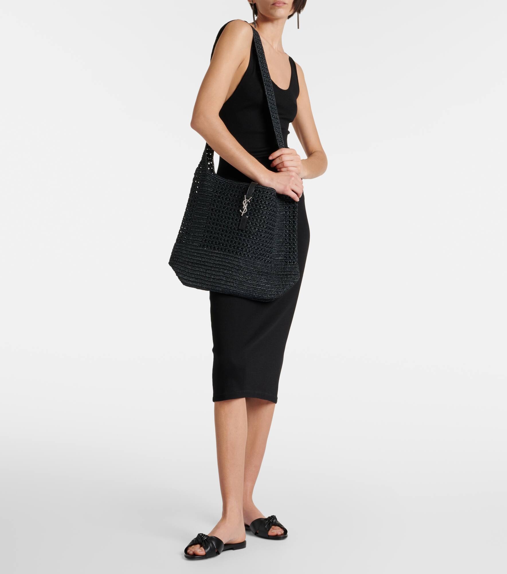 Le 5 à 7 Medium raffia shoulder bag - 5