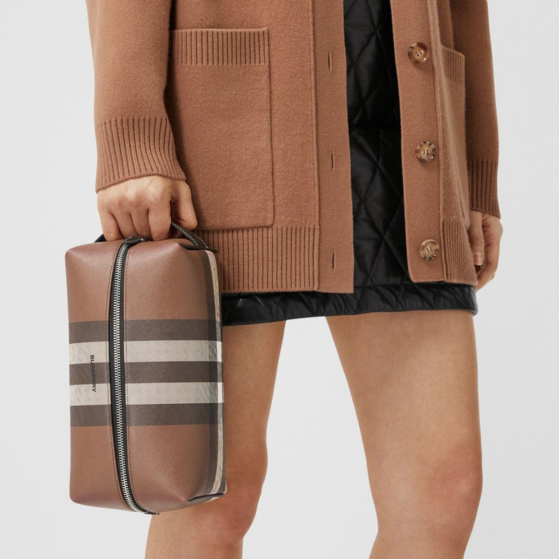 Check E-canvas Travel Pouch 3