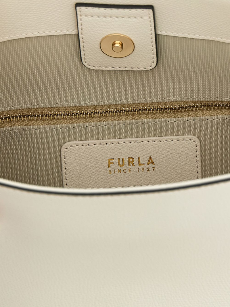 Roxie shoulder bag 4