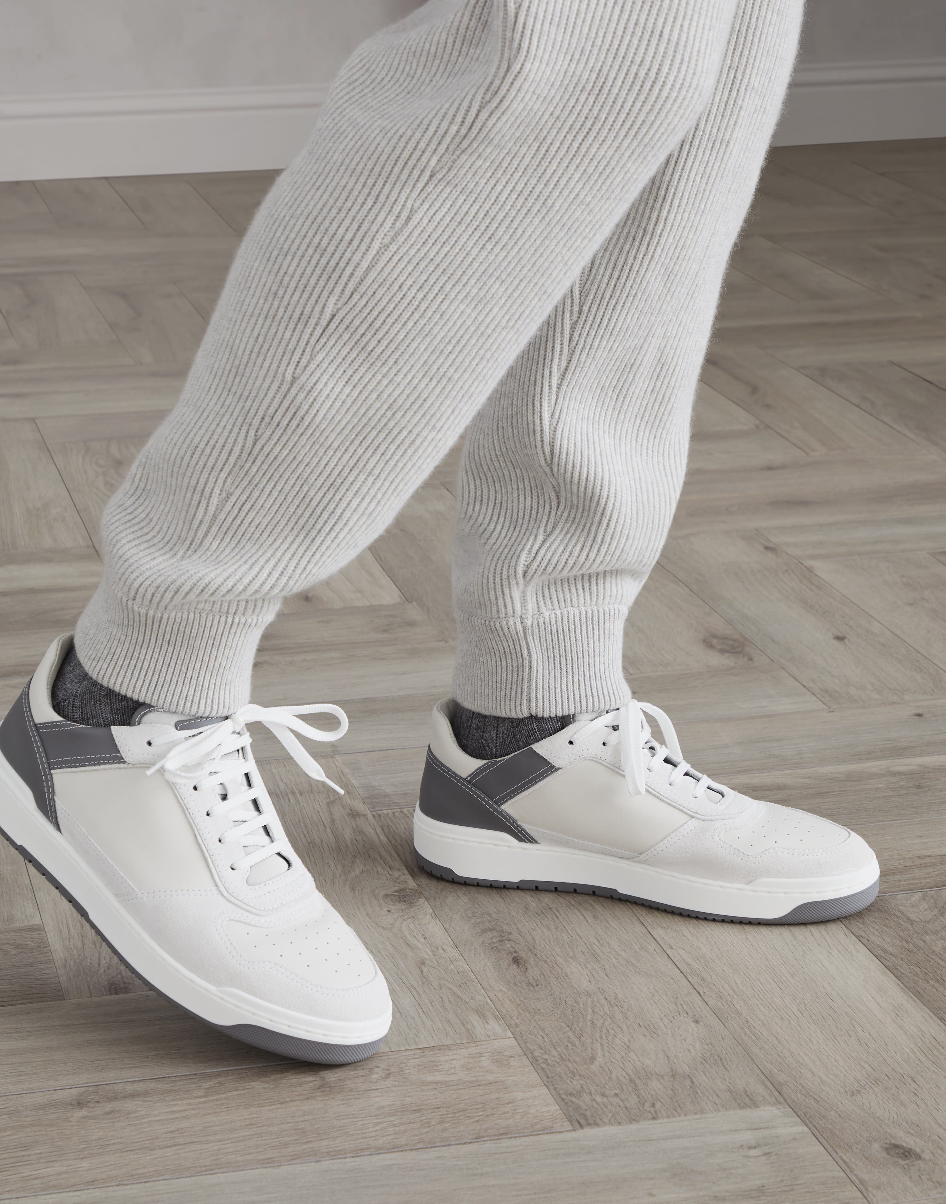 Semi-polished calfskin and washed suede basket sneakers - 4