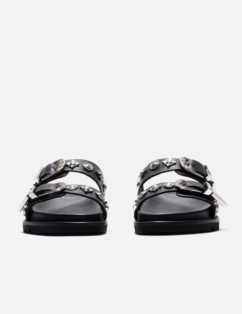 TOGA PULLA BUCKLE SANDALS outlook