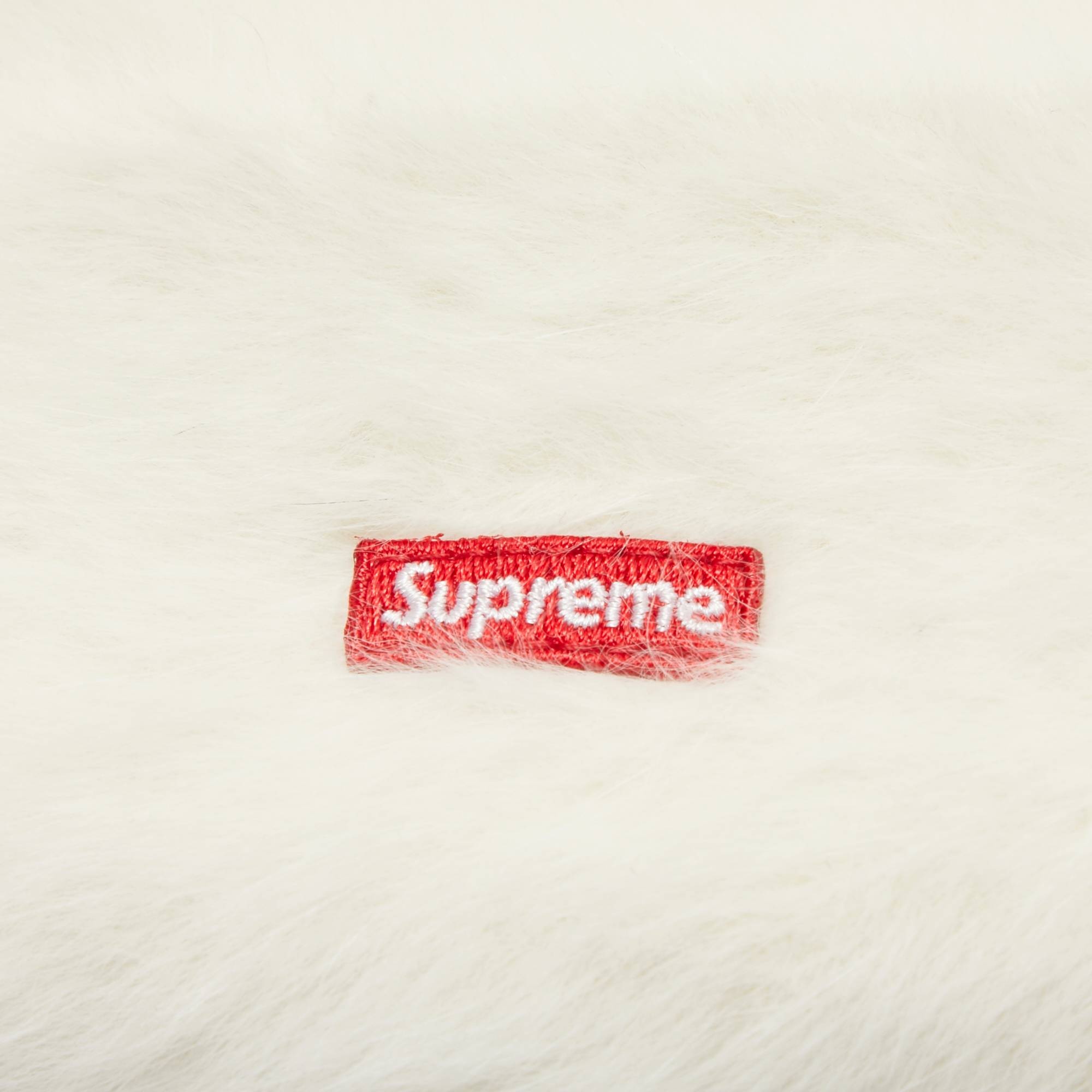 Supreme x Kangol Furgora Beanie 'White' - 3