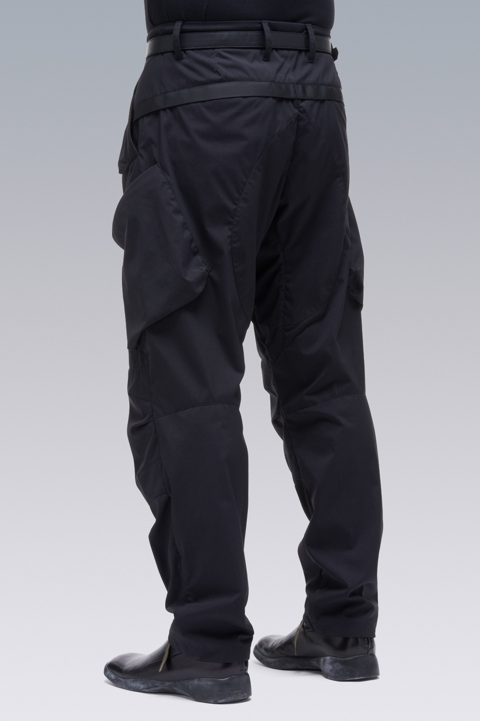 P24A-E Encapsulated Nylon Articulated BDU Trouser Black - 9