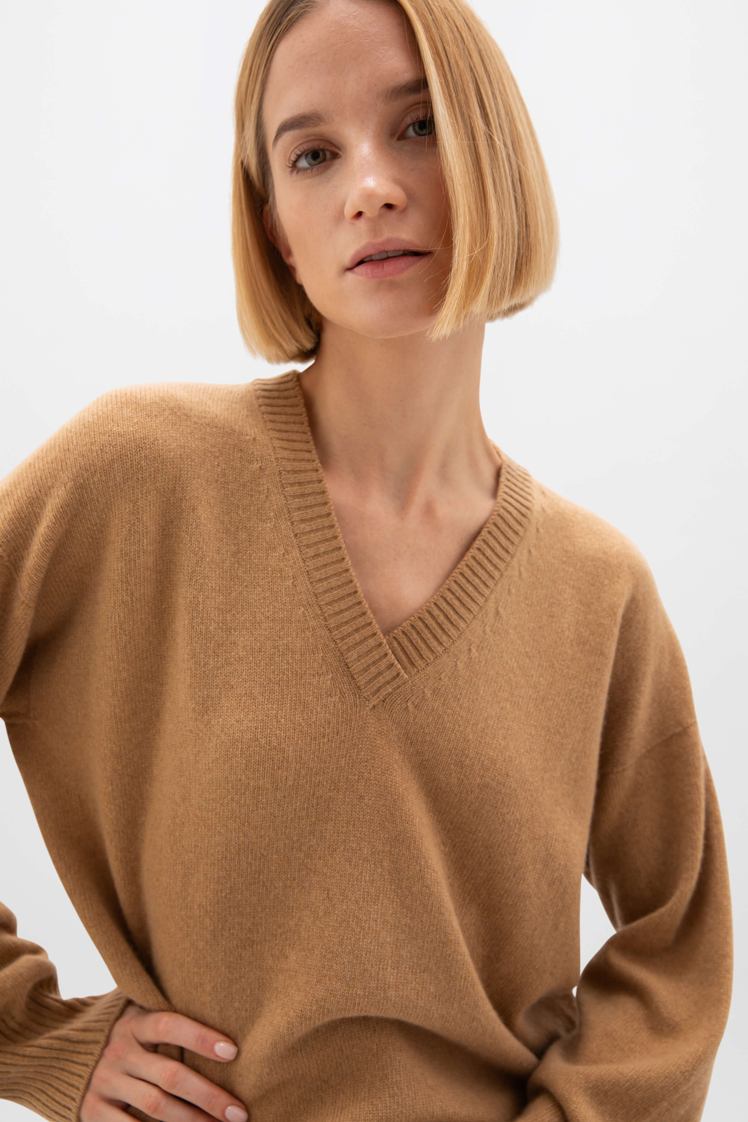 Relaxed Fit Gauzy Camel Cashmere Jumper - 2