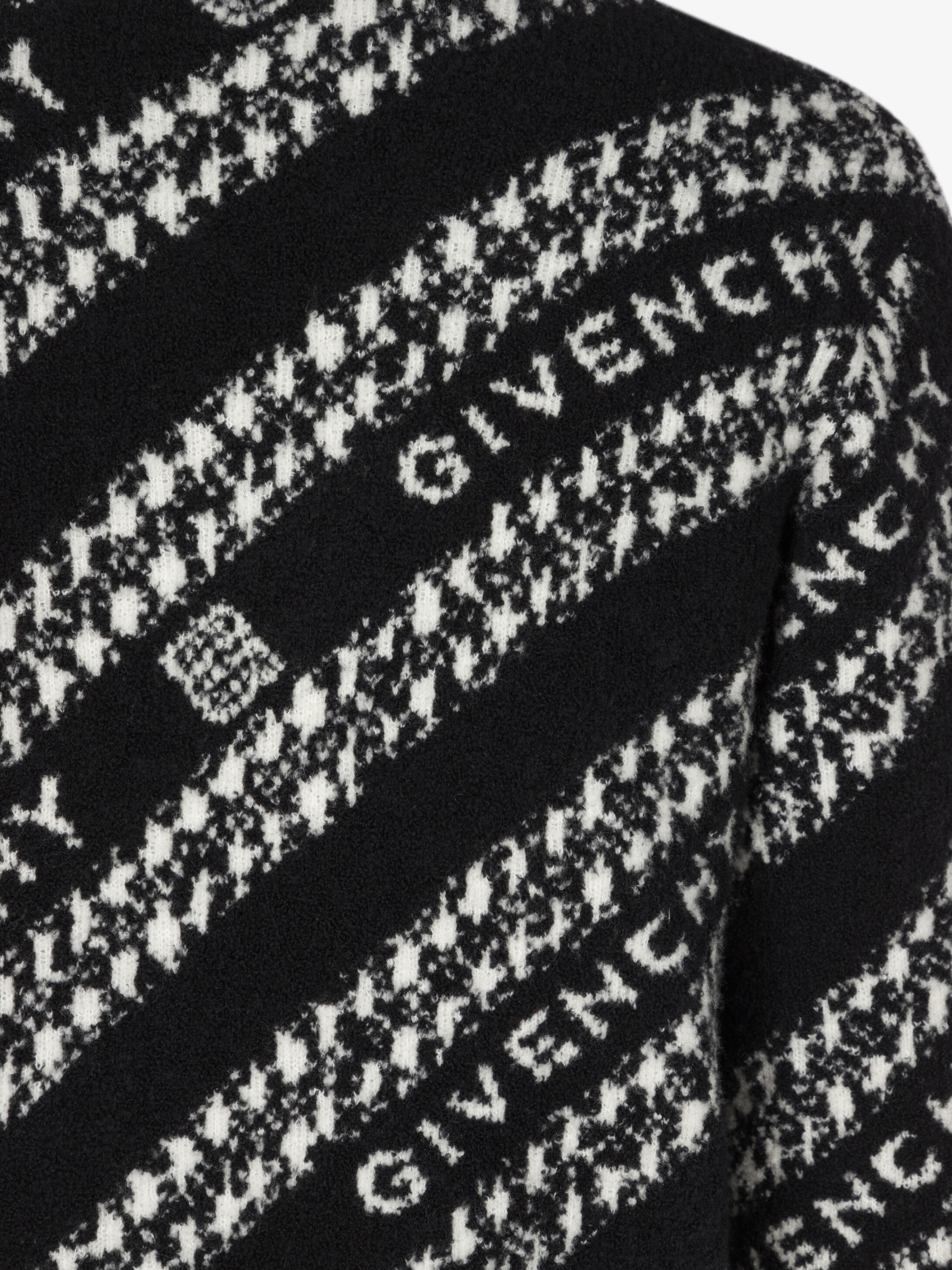 GIVENCHY chain sweater in jacquard - 4