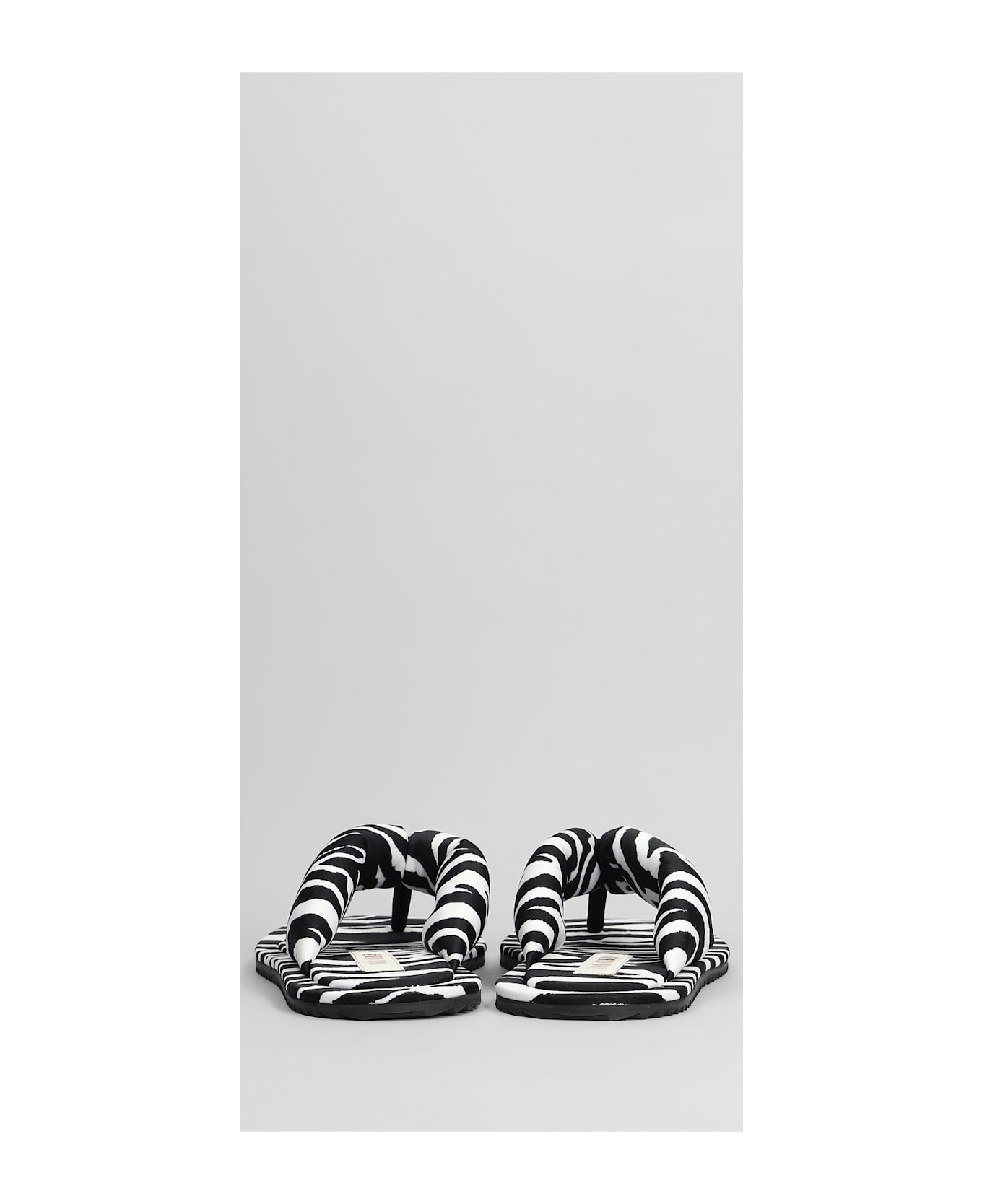 Indie Flats In White Lycra - 4