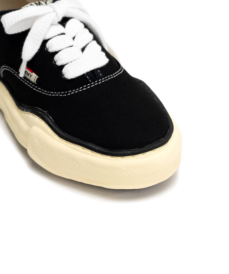 "BAKER" Vintage-Like OG Sole Canvas Low-top Sneaker 12