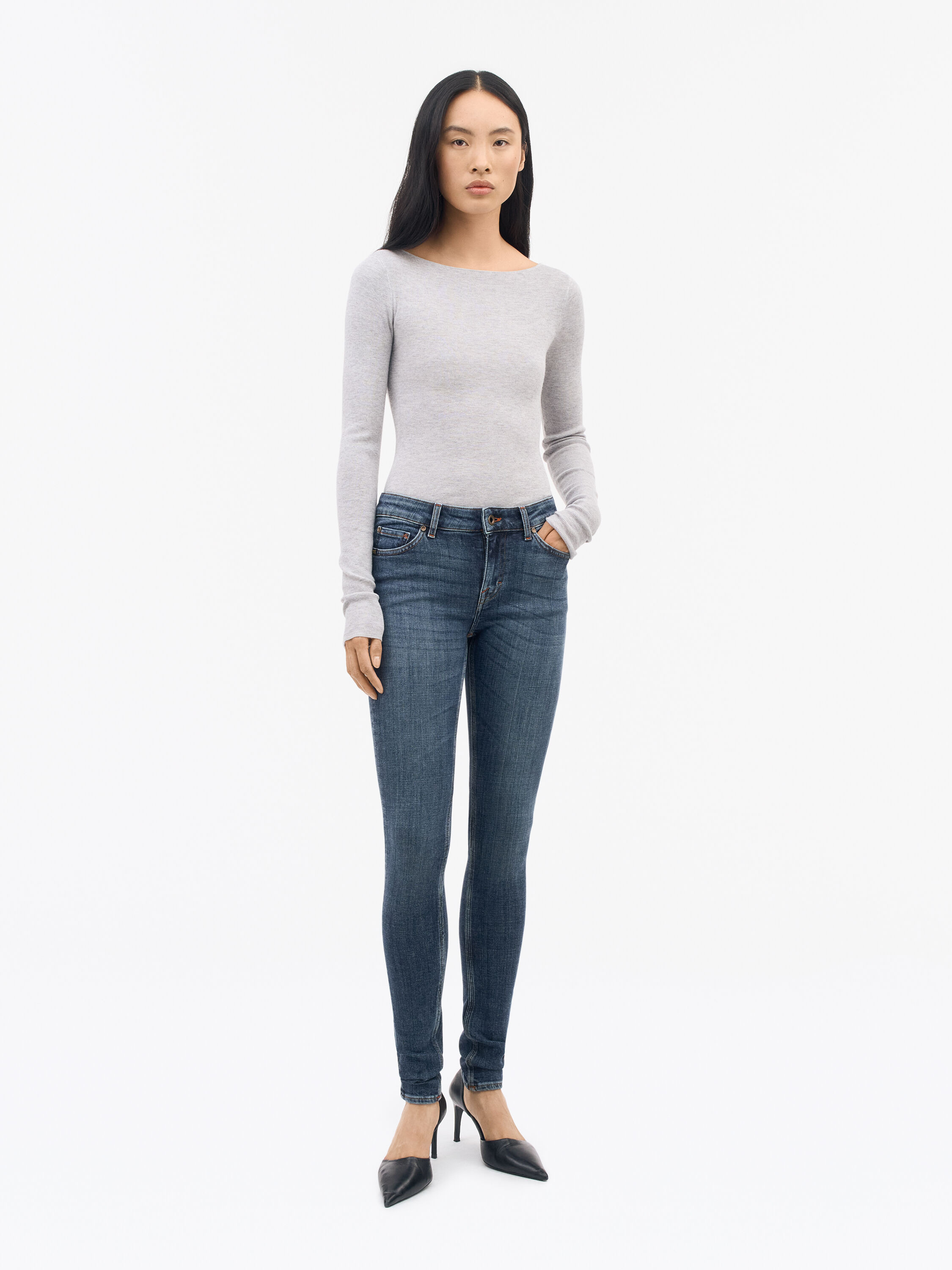 Slight Super-slim Jeans - 2