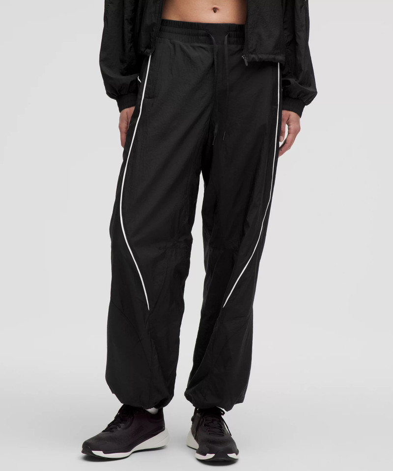 License to Train Mid-Rise Lightweight Jogger 1