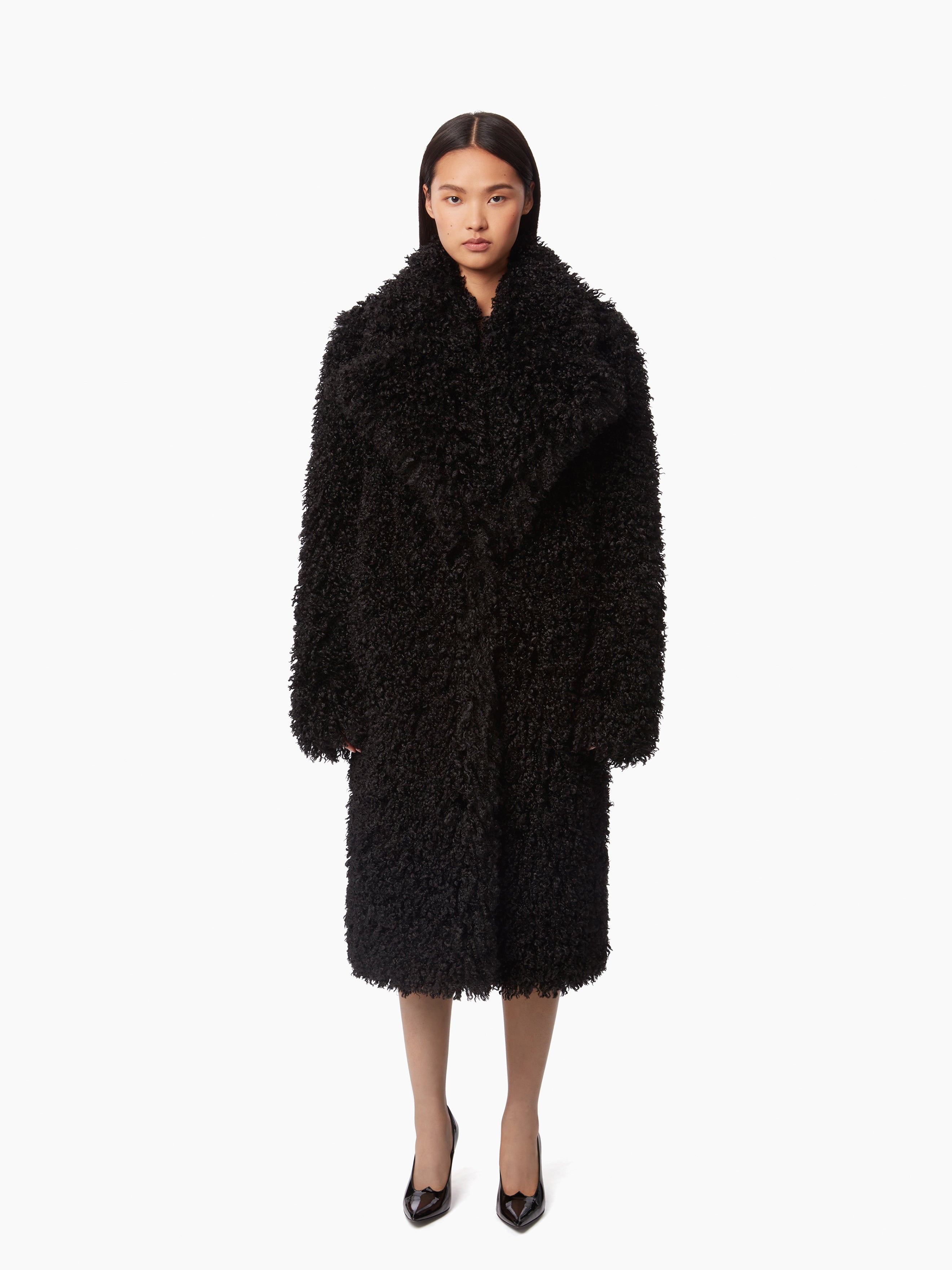 OVERSIZED COAT IN FAUX FUR - 2