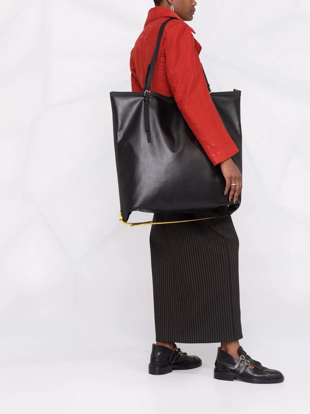 contrast-strap oversized leather tote bag - 2