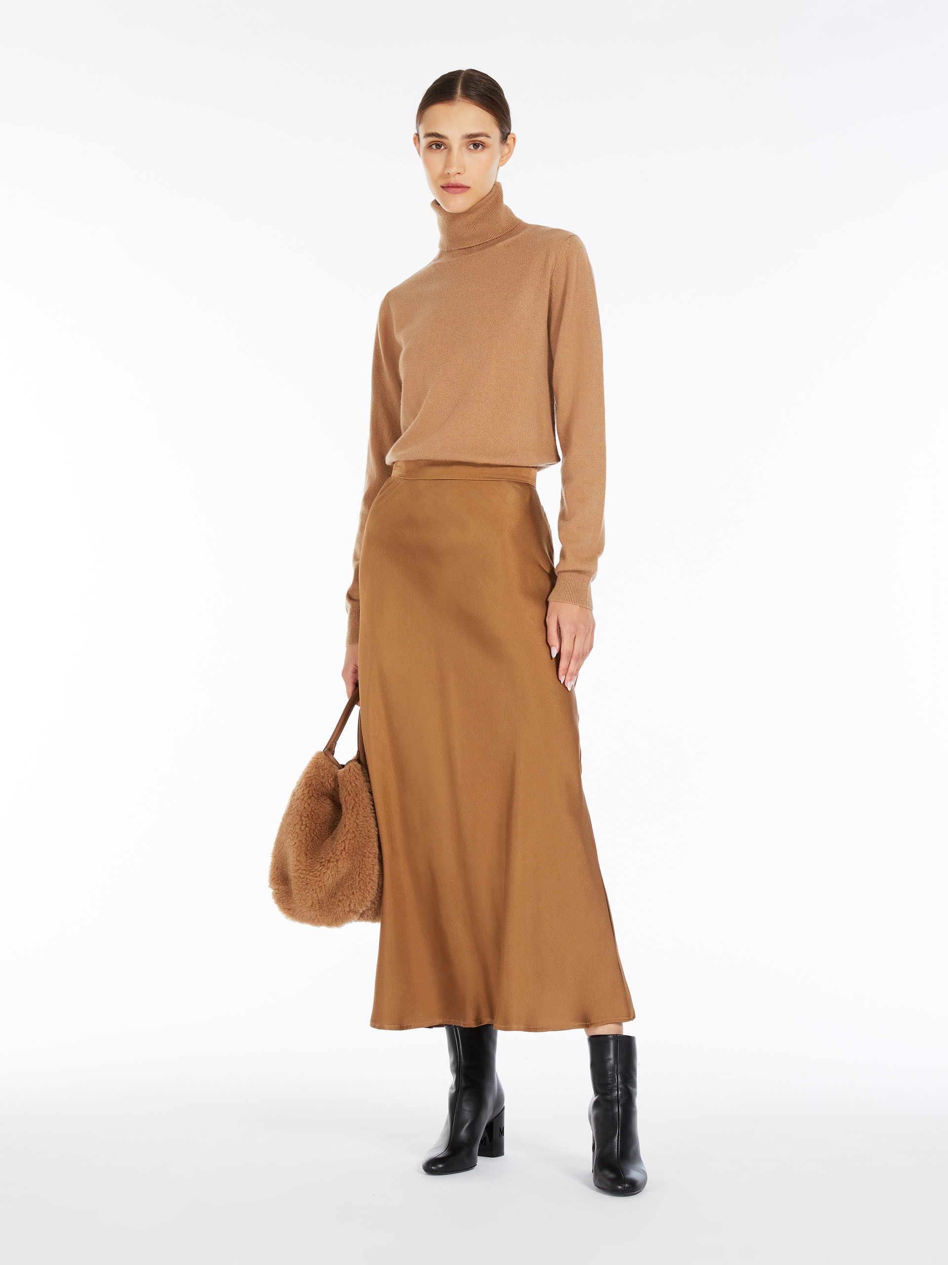 maxmara's post