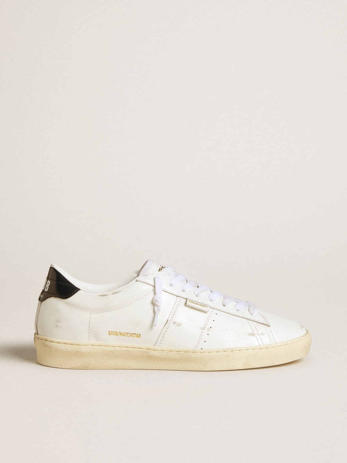 Matchstar in white leather with dark blue leather heel tab - 1