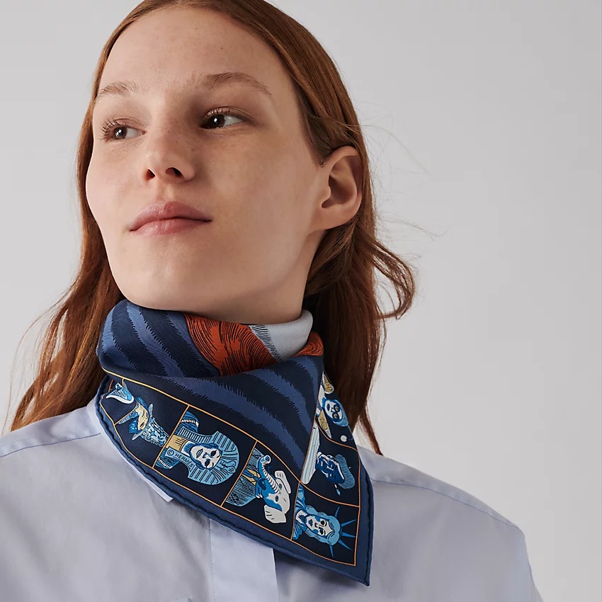 Hermès Dress Code scarf 45 - 2