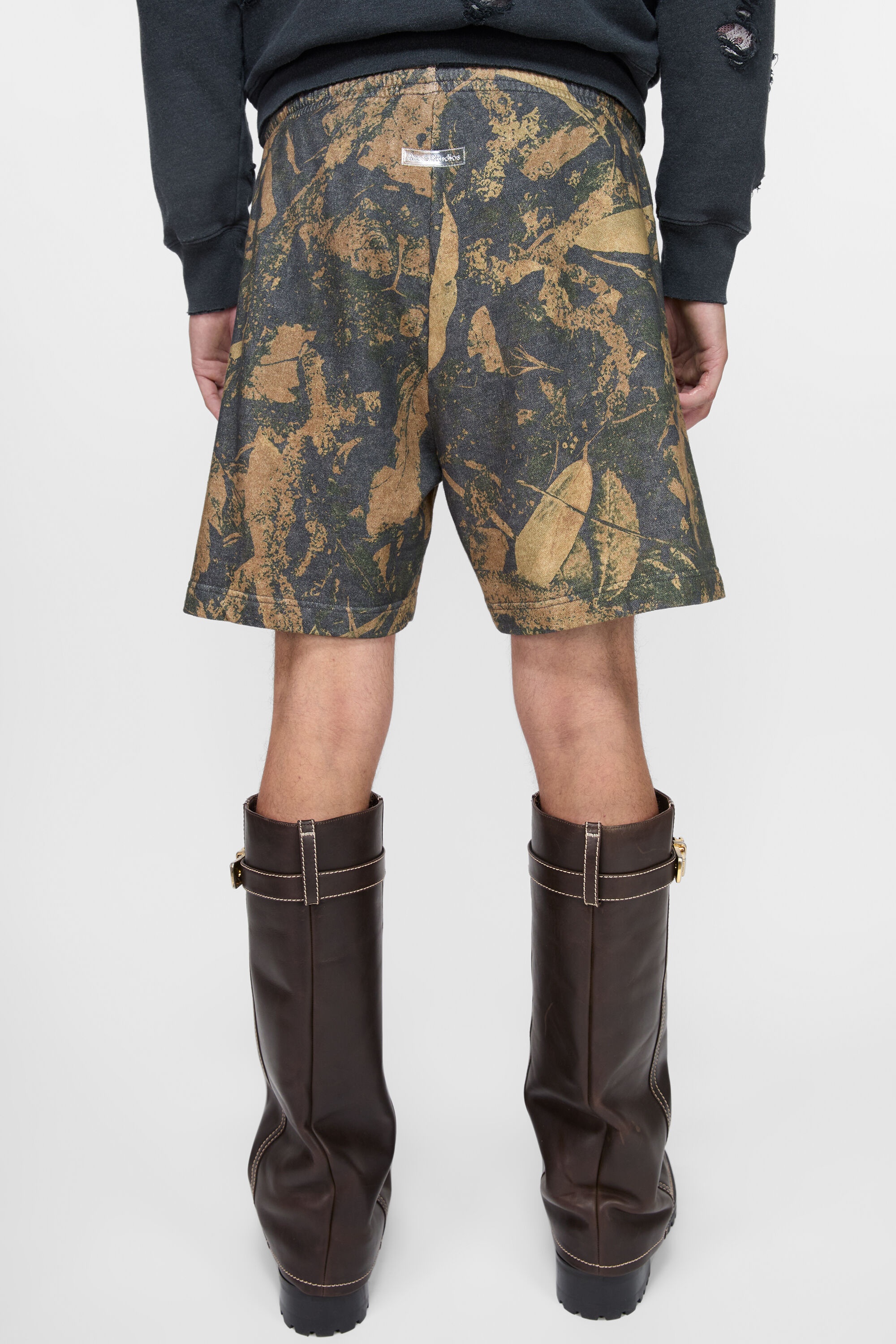 Printed fleece shorts - Mud brown camo - 5