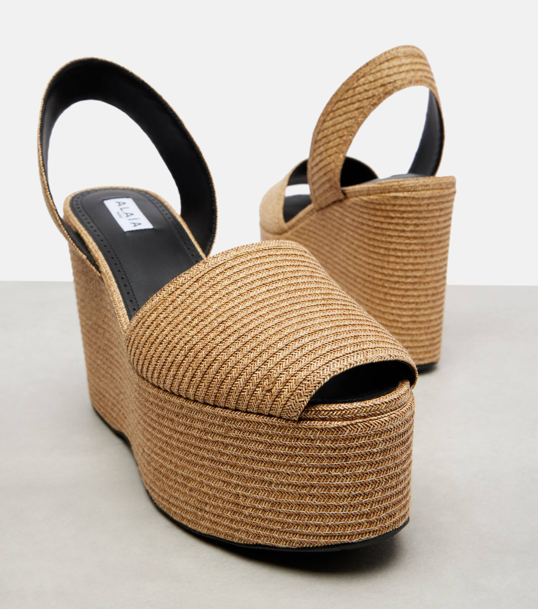 Straw wedge sandals - 5