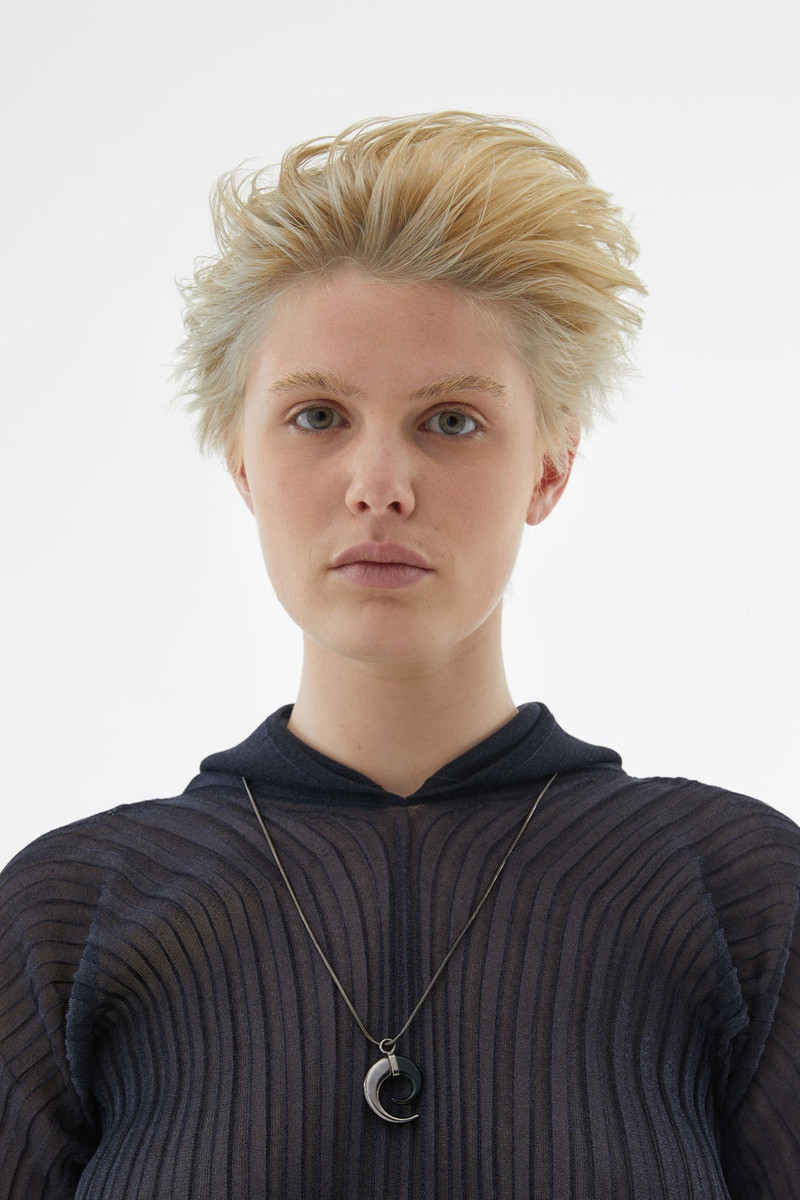 BLACK SPIRAL NECKLACE 3