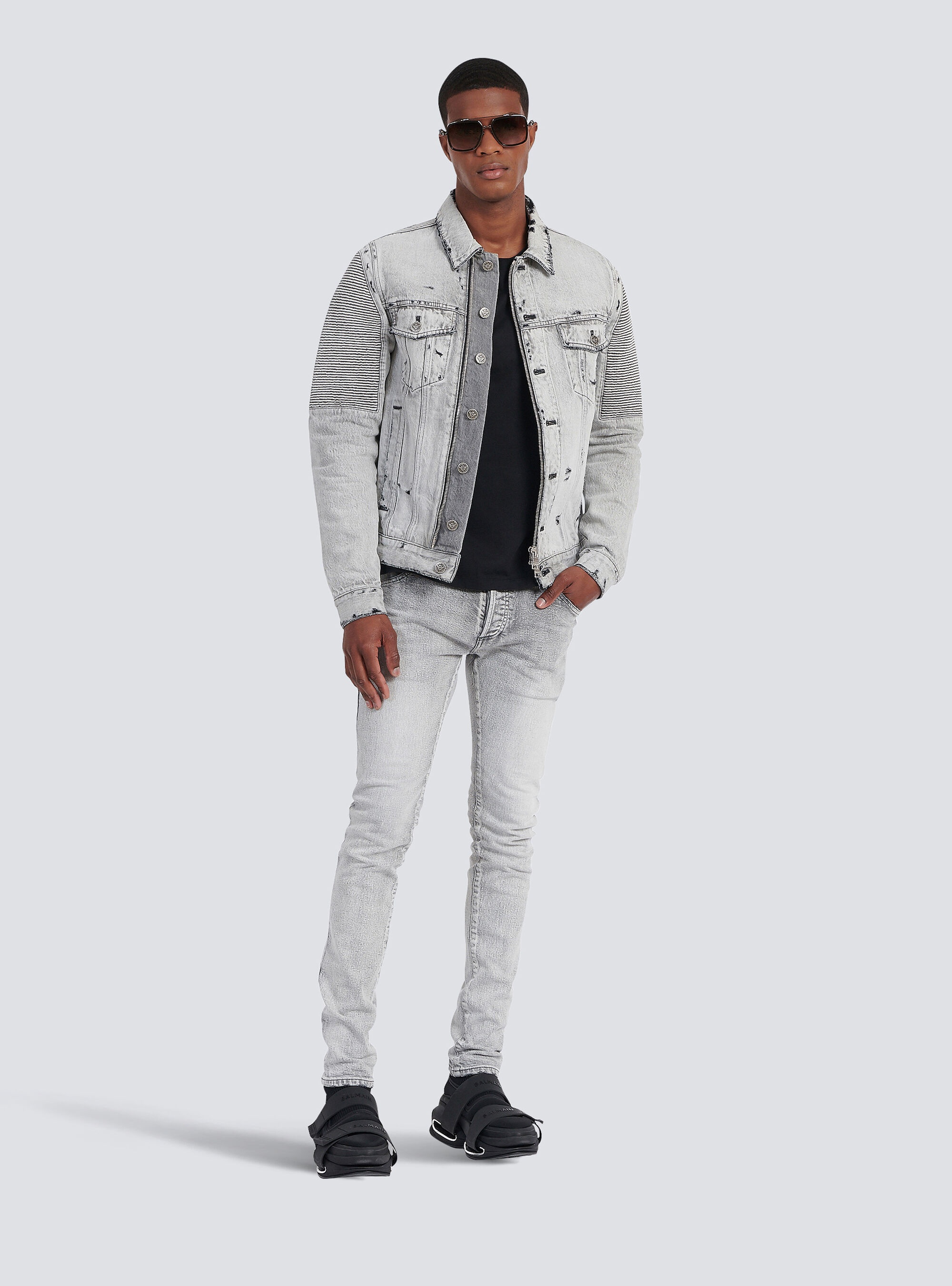 Faded and ripped jean jacket with ridged panels - 2