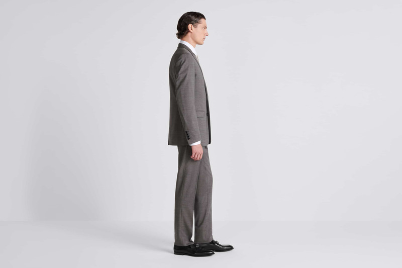 Dior Classic Suit outlook