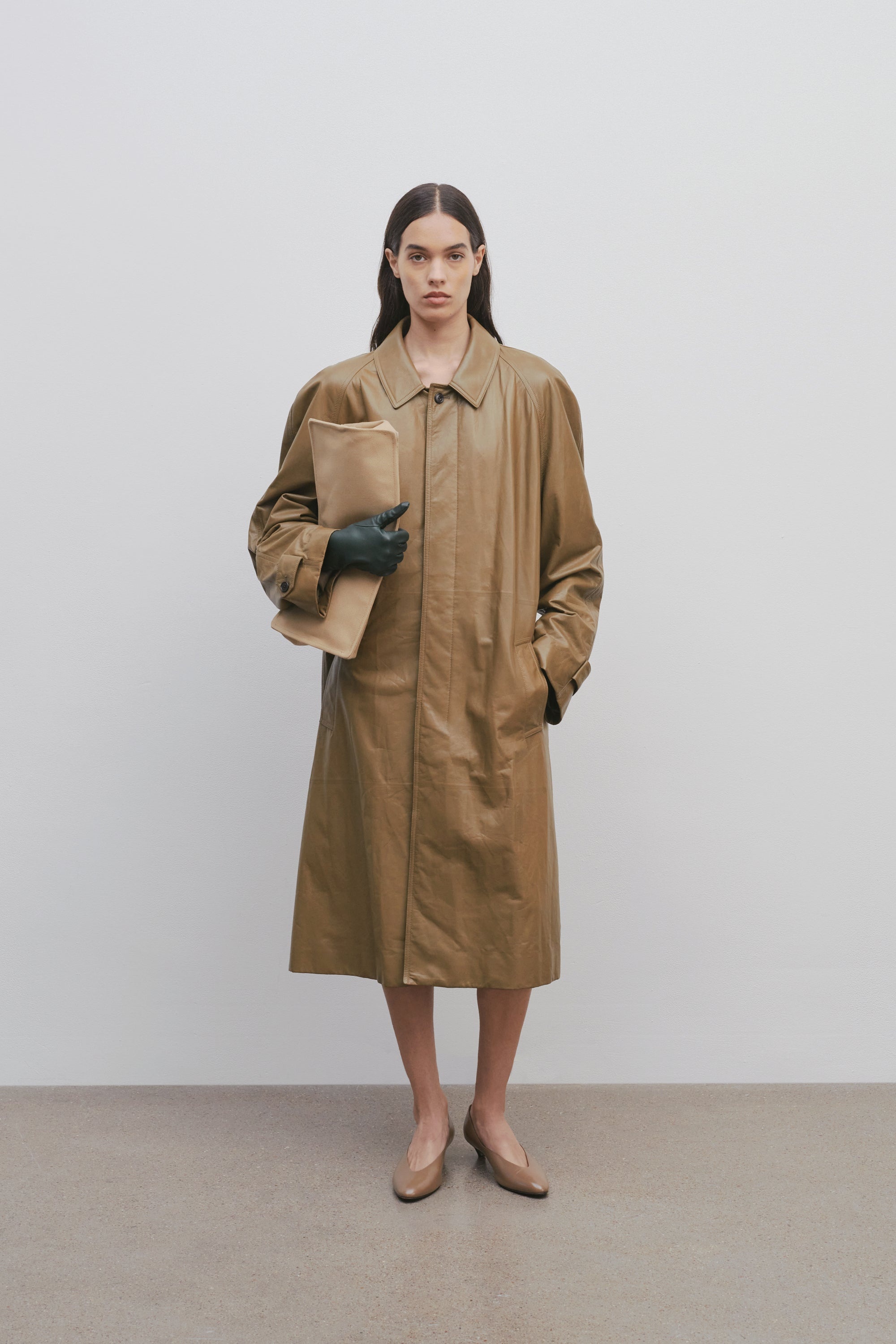 Devitt Coat in Leather - 4