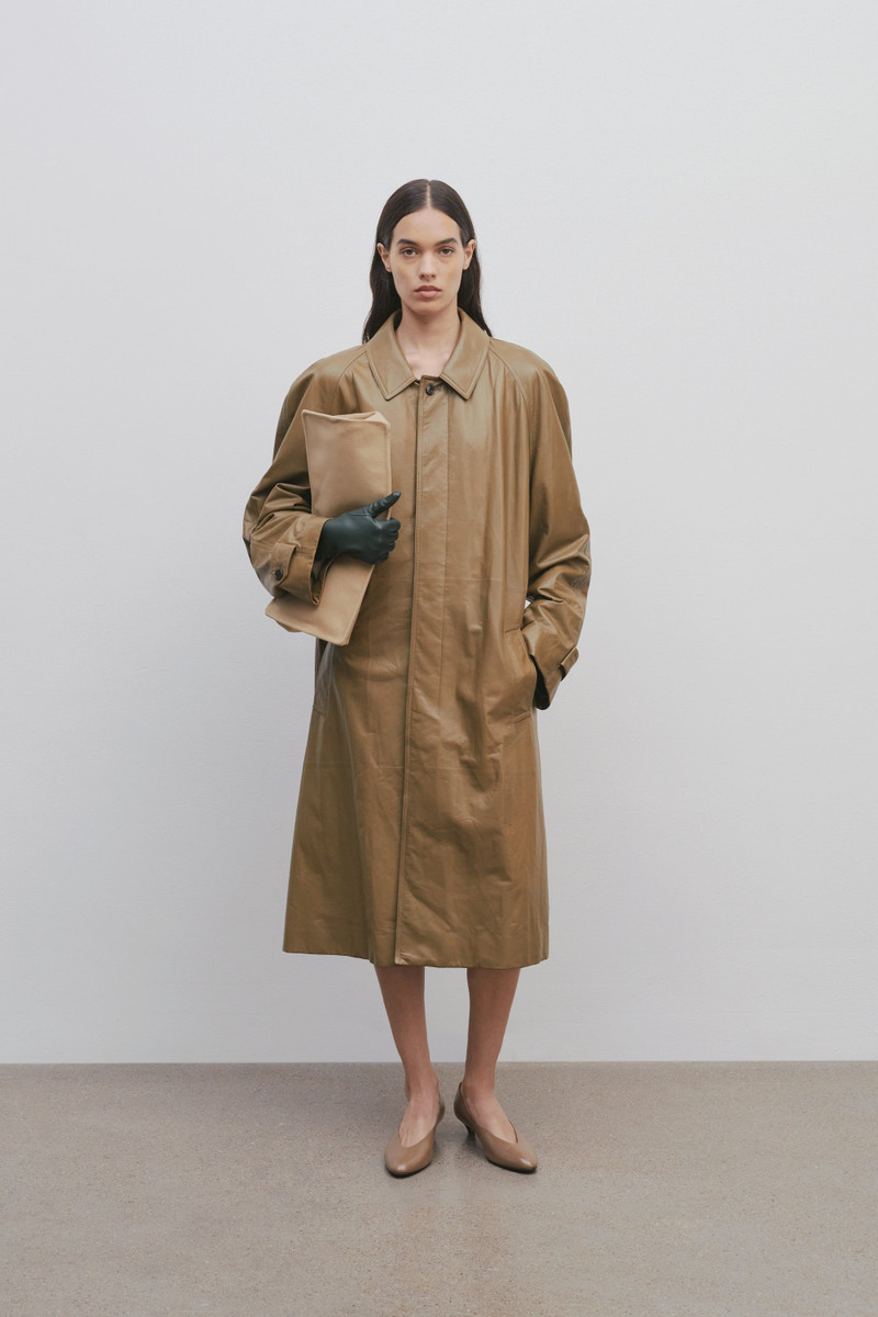 Devitt Coat in Leather 4