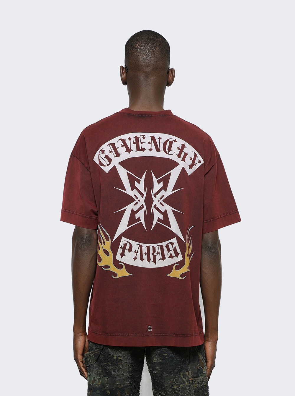 【Givenchy】STANDARD SHORT SLEEVE BASE◆BM71JA3YGK Givenchy Standard Short Sleeve Base T-Shirt Tshirt - ShopStyle