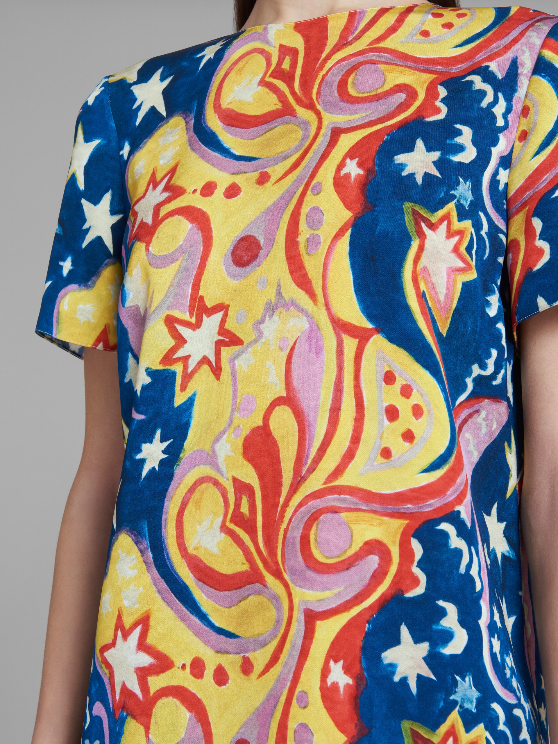 MARNI X NO VACANCY INN - MULTICOLOR SATIN SHORT DRESS WITH GALACTIC PARADISE PRINT - 5