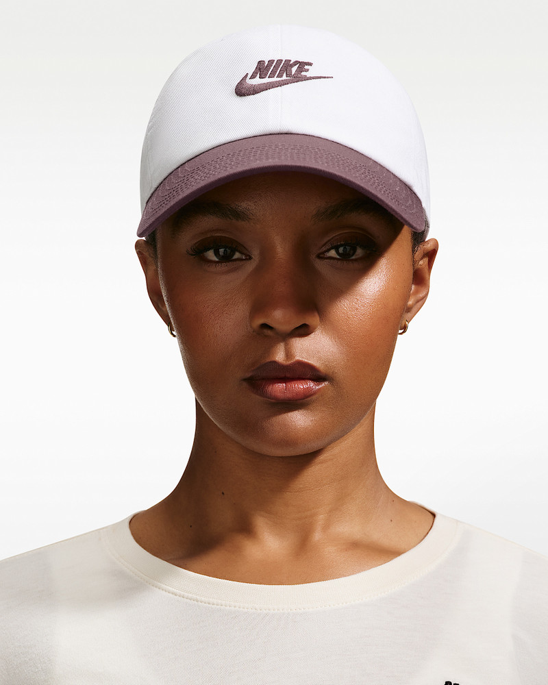 Nike Club Unstructured Futura Wash Cap 1