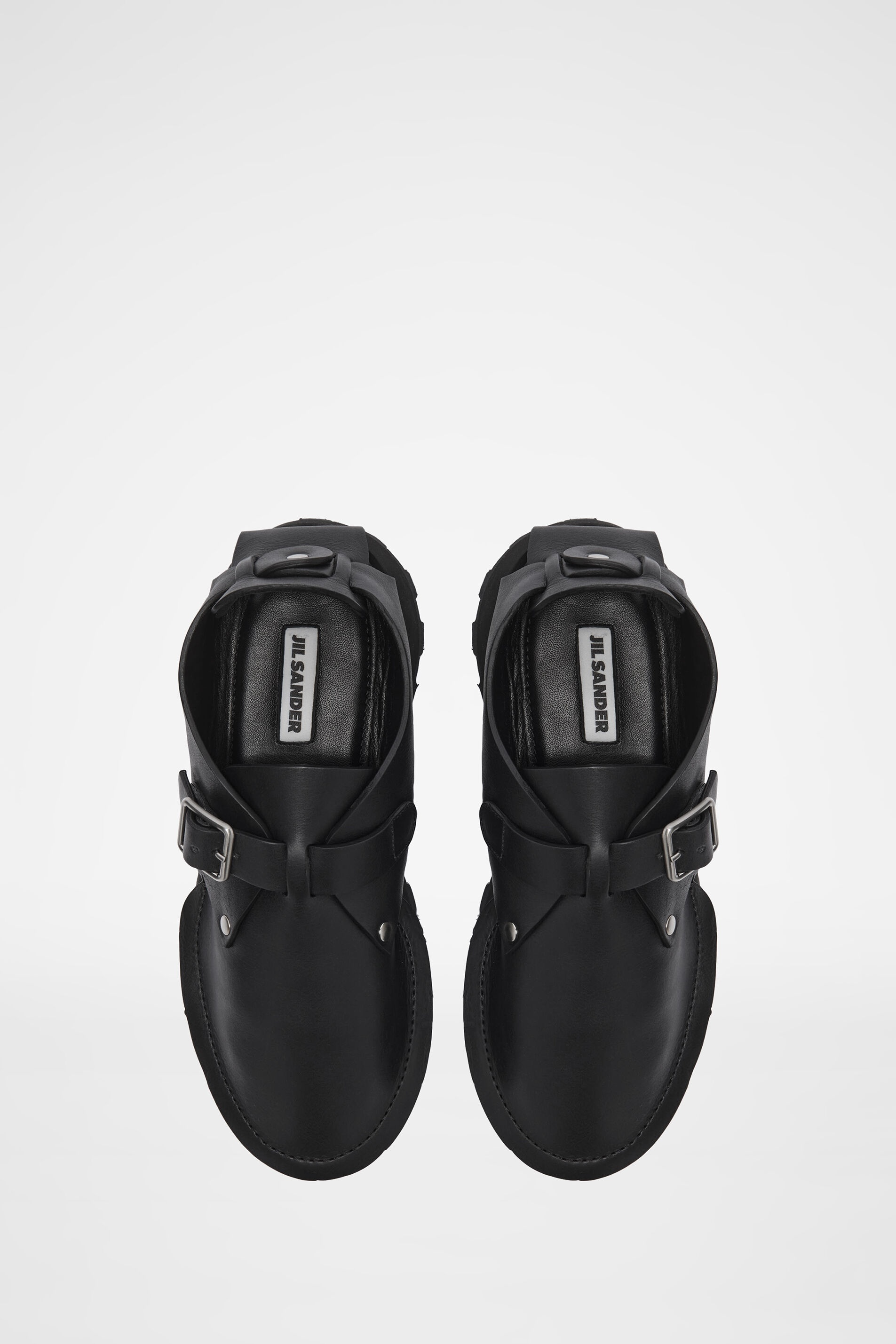 Low-Cut Shoes - 2
