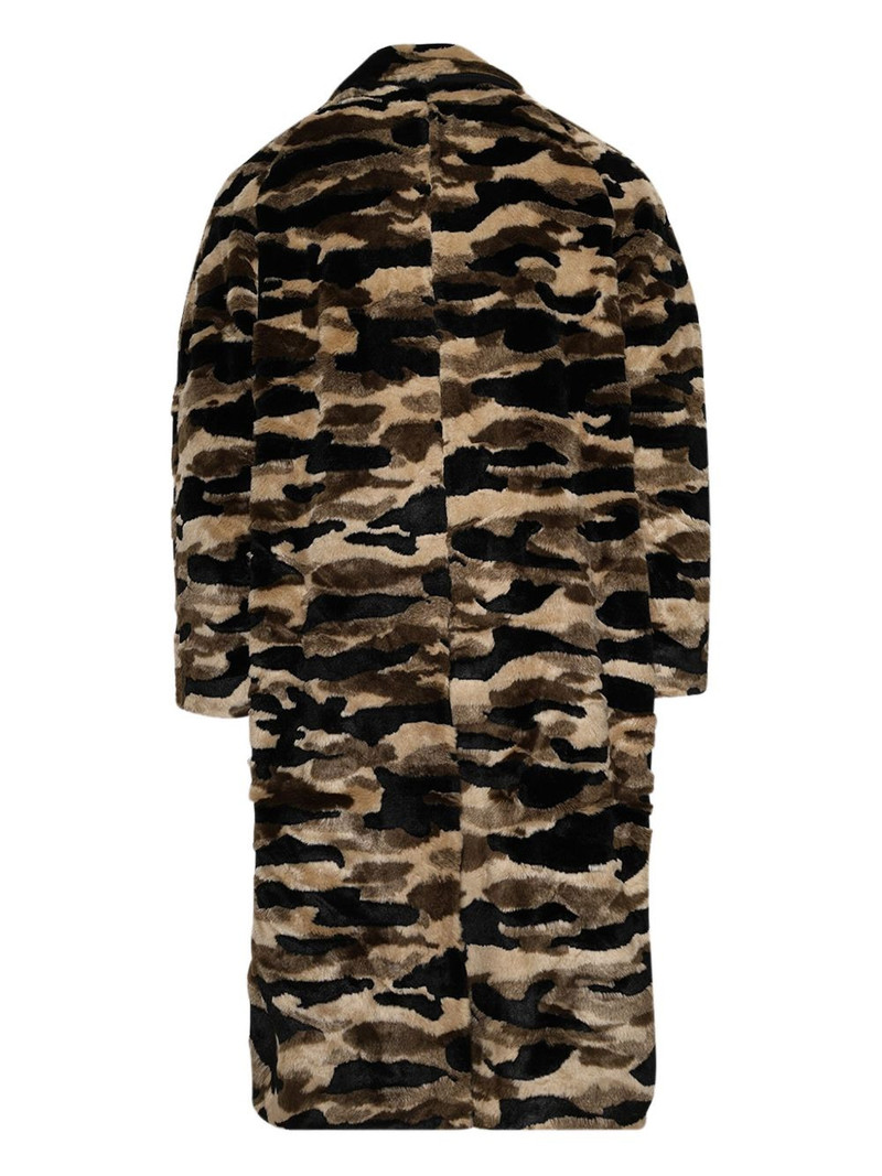 PDF camouflage-pattern coat outlook