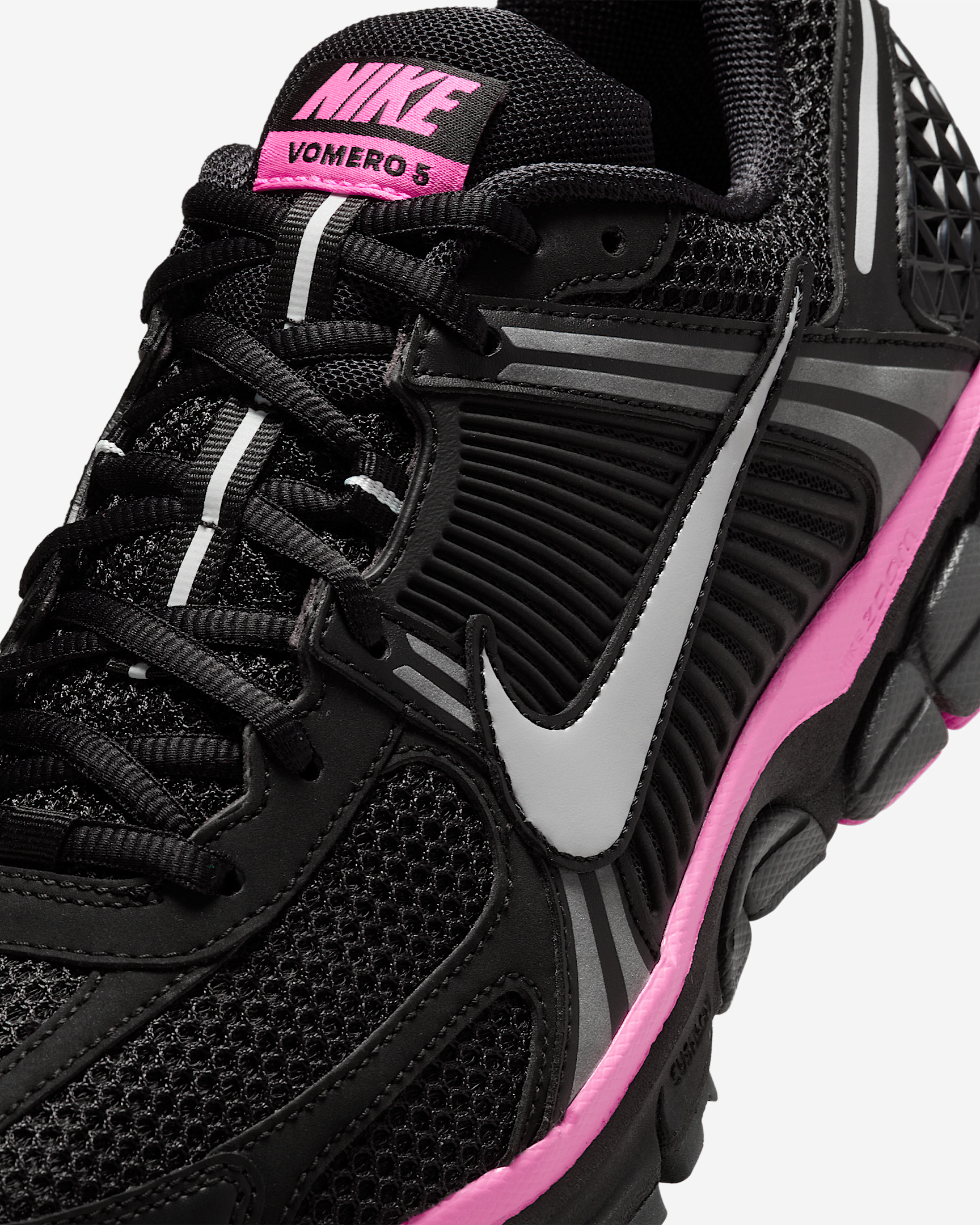 Nike Zoom Vomero 5 Men's Shoes - 7