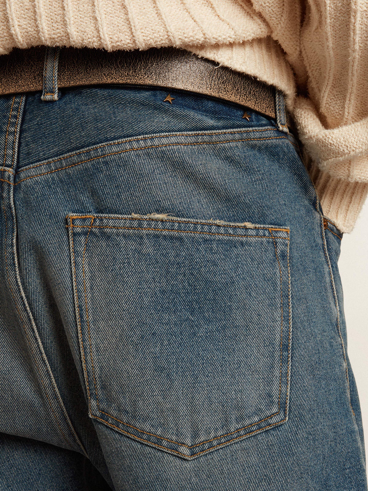 Men's slim fit jeans with medium wash - 5