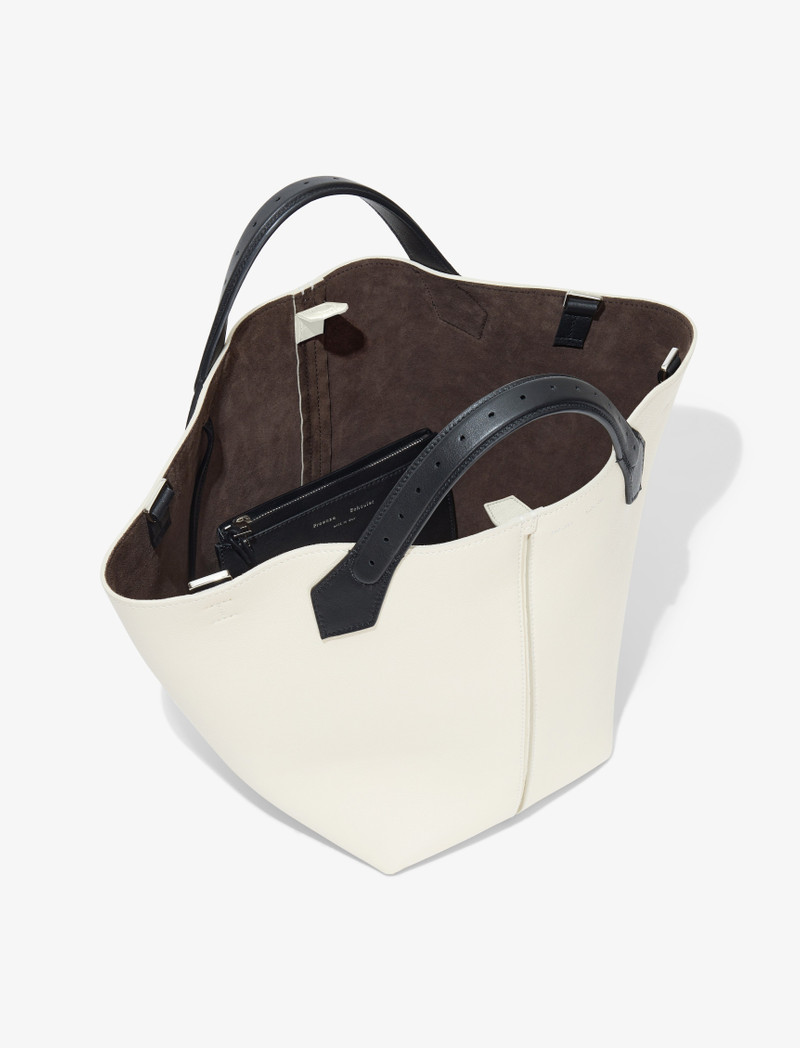 Large Chelsea Tote 5