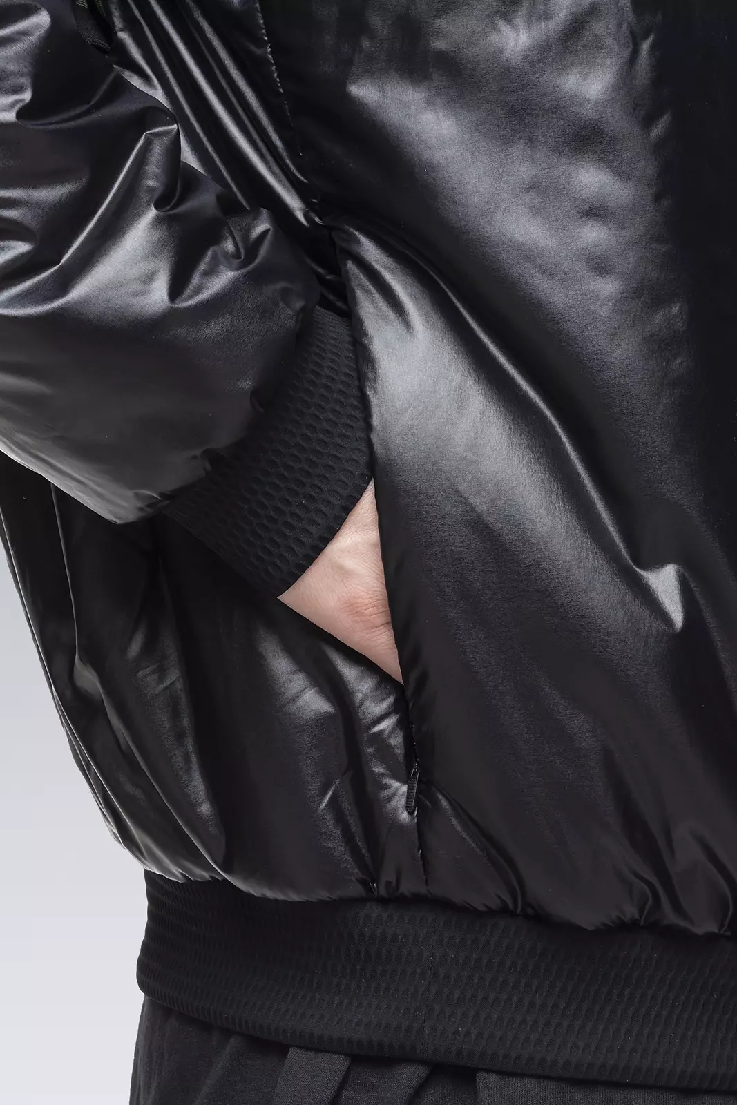 S31-PX HD Nylon PrimaLoft® Insulated Hooded Jacket Black - 17