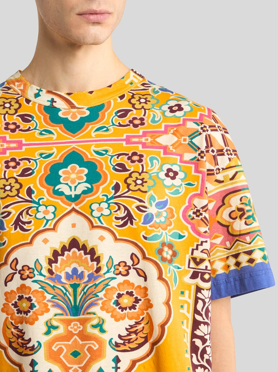 COTTON AND LINEN T-SHIRT WITH PRINT - 3