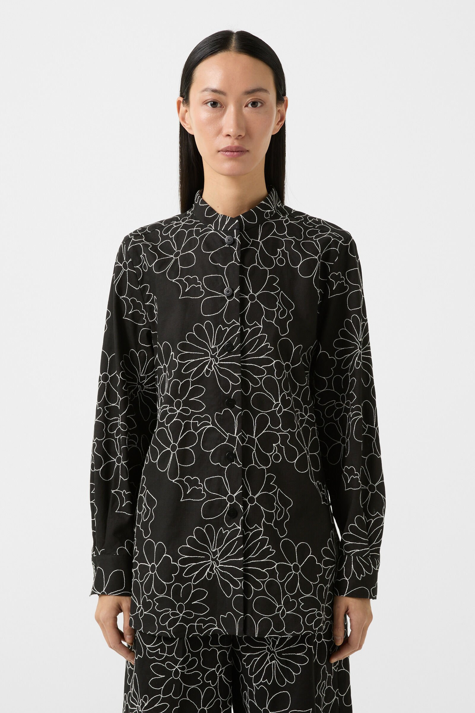 Blouse Chelsy in Black - 2