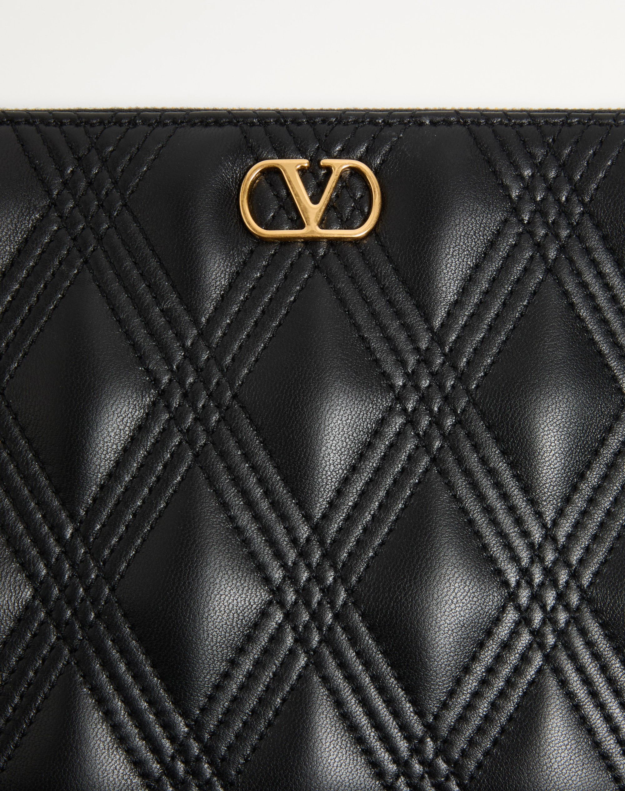 VALENTINO GARAVANI QUILTIE 67 POUCH IN QUILTED NAPPA LEATHER - 7
