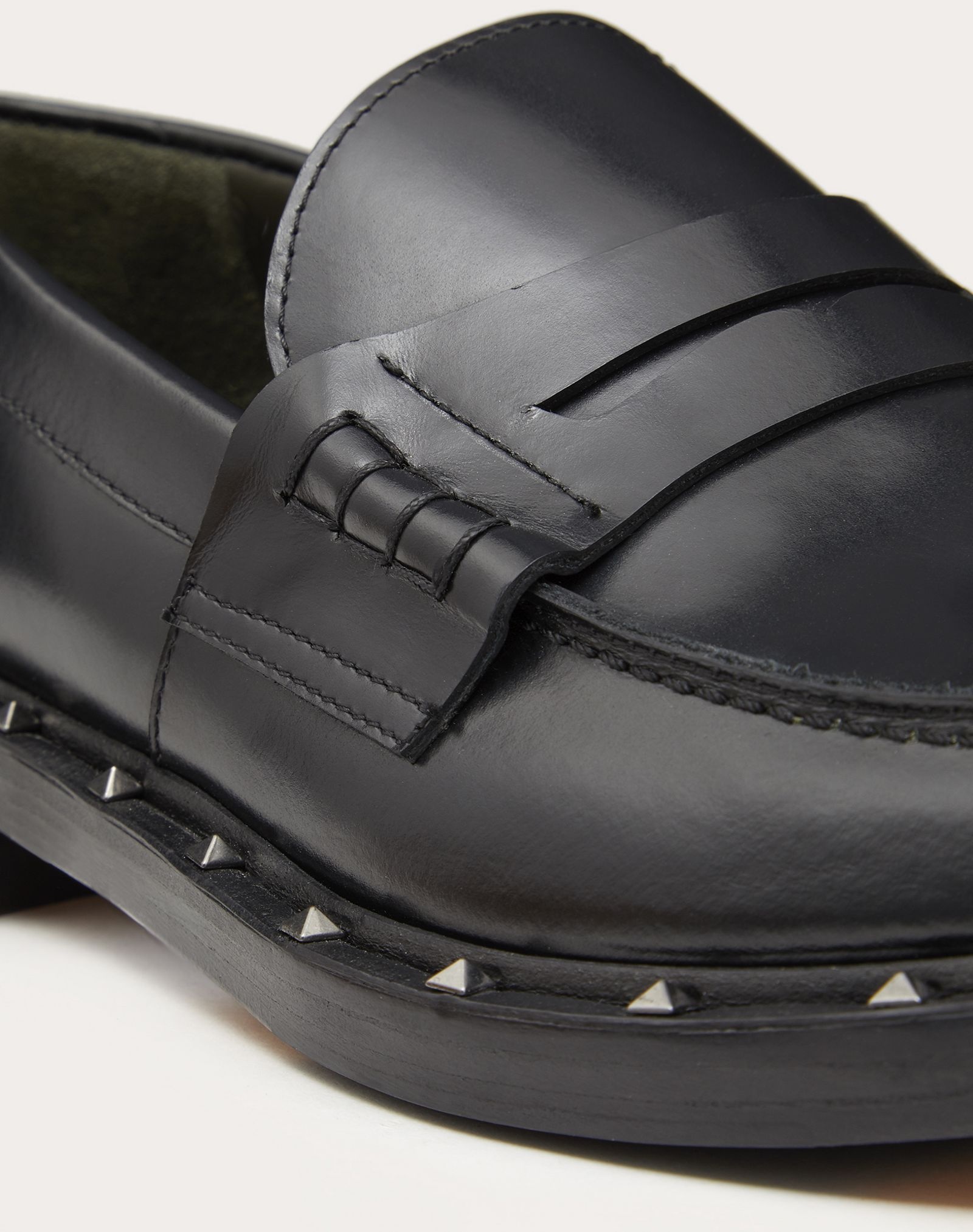 SEMI-GLOSS CALFSKIN STUDDED MOCCASIN - 5