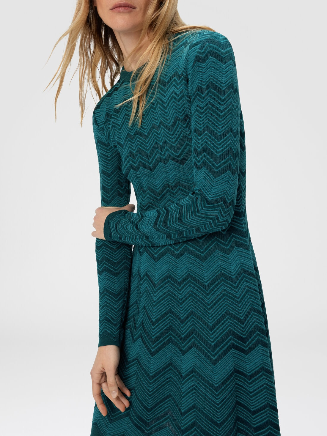Long Sleeve Short Dress with Chevron Pattern - 4