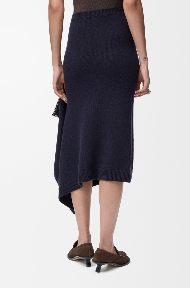 Skirt in wool 4